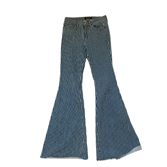 Judy blue Super flare Railroad stripe jeans - Picture 6 of 7